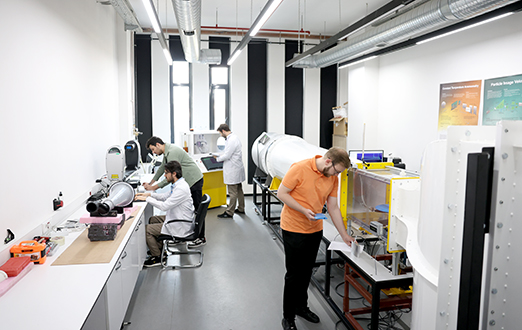 Laboratuvarlar