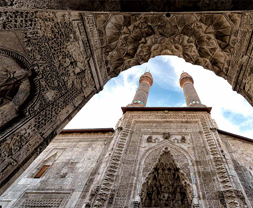 Çifte Minareli Medrese